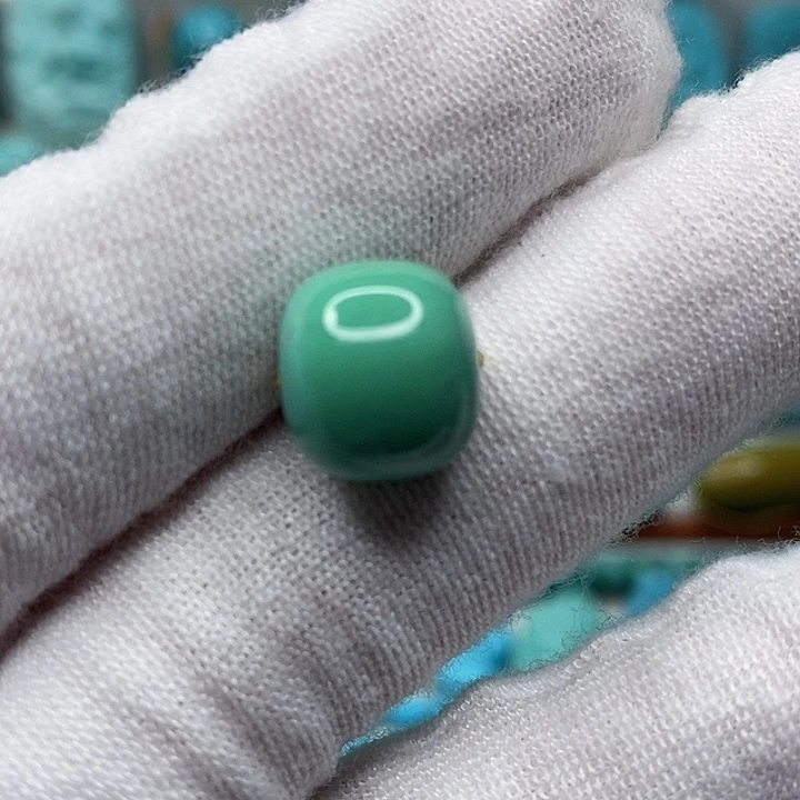 j***。绿松石未镶嵌天然原矿 地大质检 抖音基地 顺丰发货