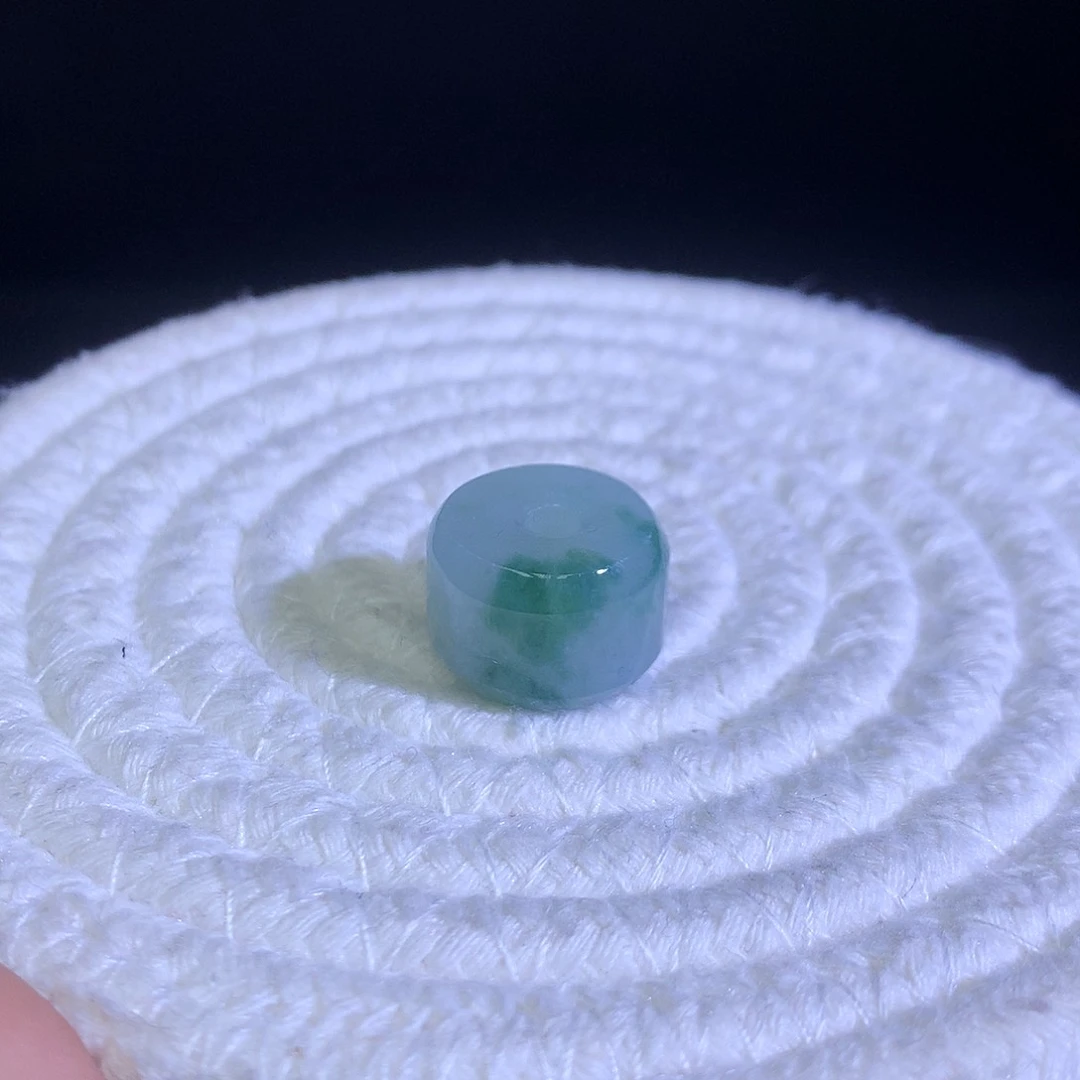 散珠翡翠天然缅甸翡翠桶珠卡17.4厚11.3