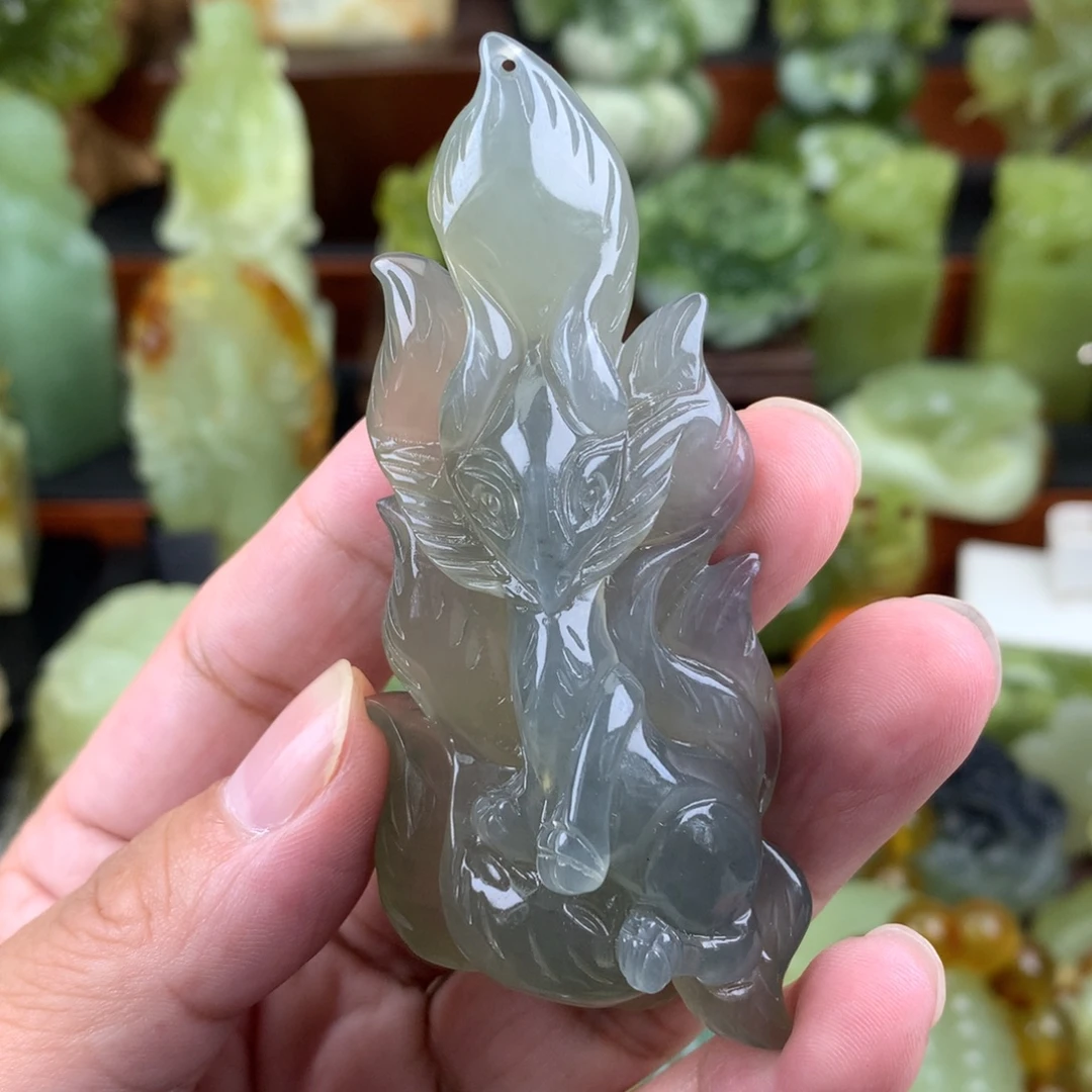 岫玉未镶嵌挂件吊坠
