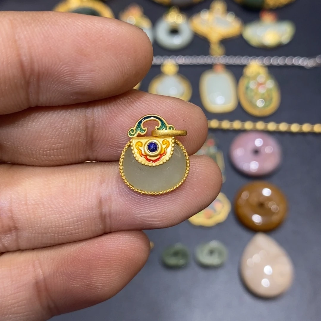 和田玉颈饰银S925镀金镶嵌