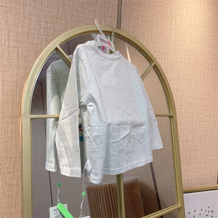 AD117    宝宝灰色纯棉长袖T恤  春季