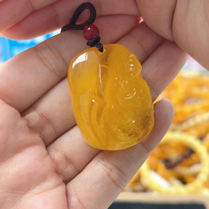 琥珀未镶嵌珠宝奇石