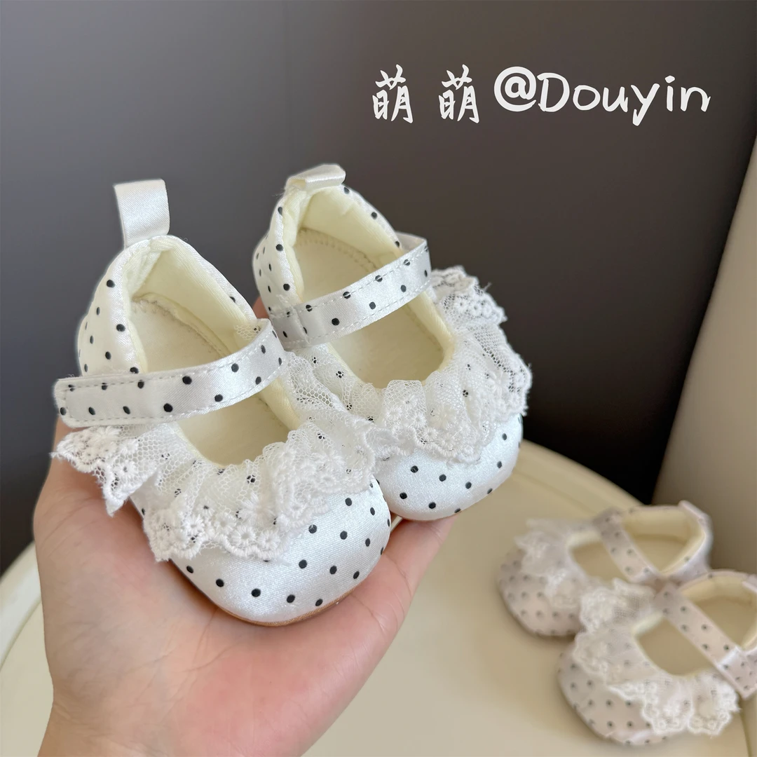 春秋季女宝宝蕾丝公主鞋0-1岁新生婴儿鞋防滑软底学步鞋不掉单鞋
