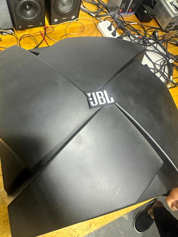 8新 JBL 有源低音炮 1 不支持七天无理由 运费自理