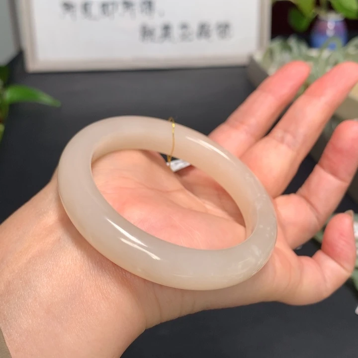 和田玉手镯未镶嵌55