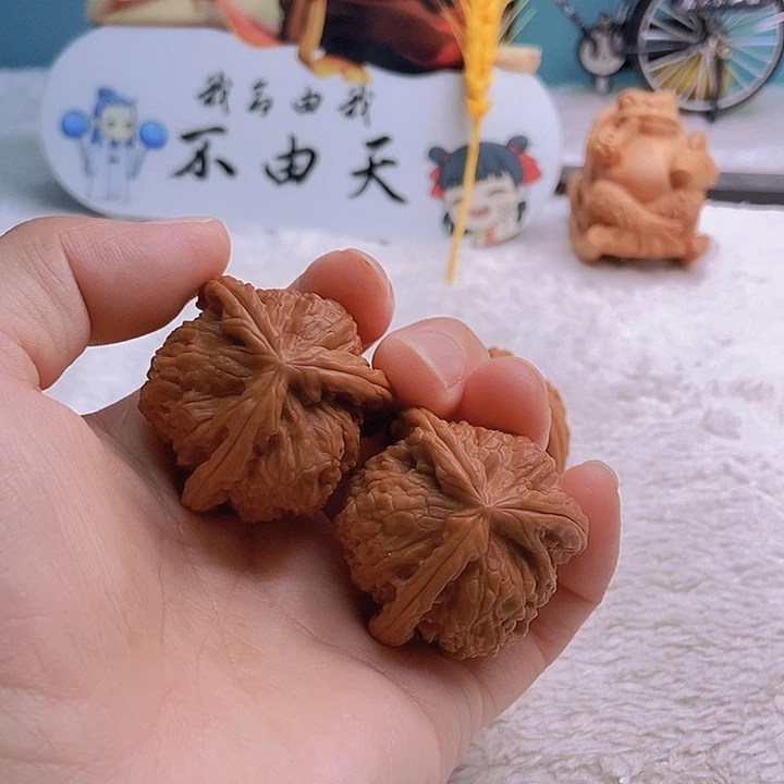 把件文玩核桃随*三棱