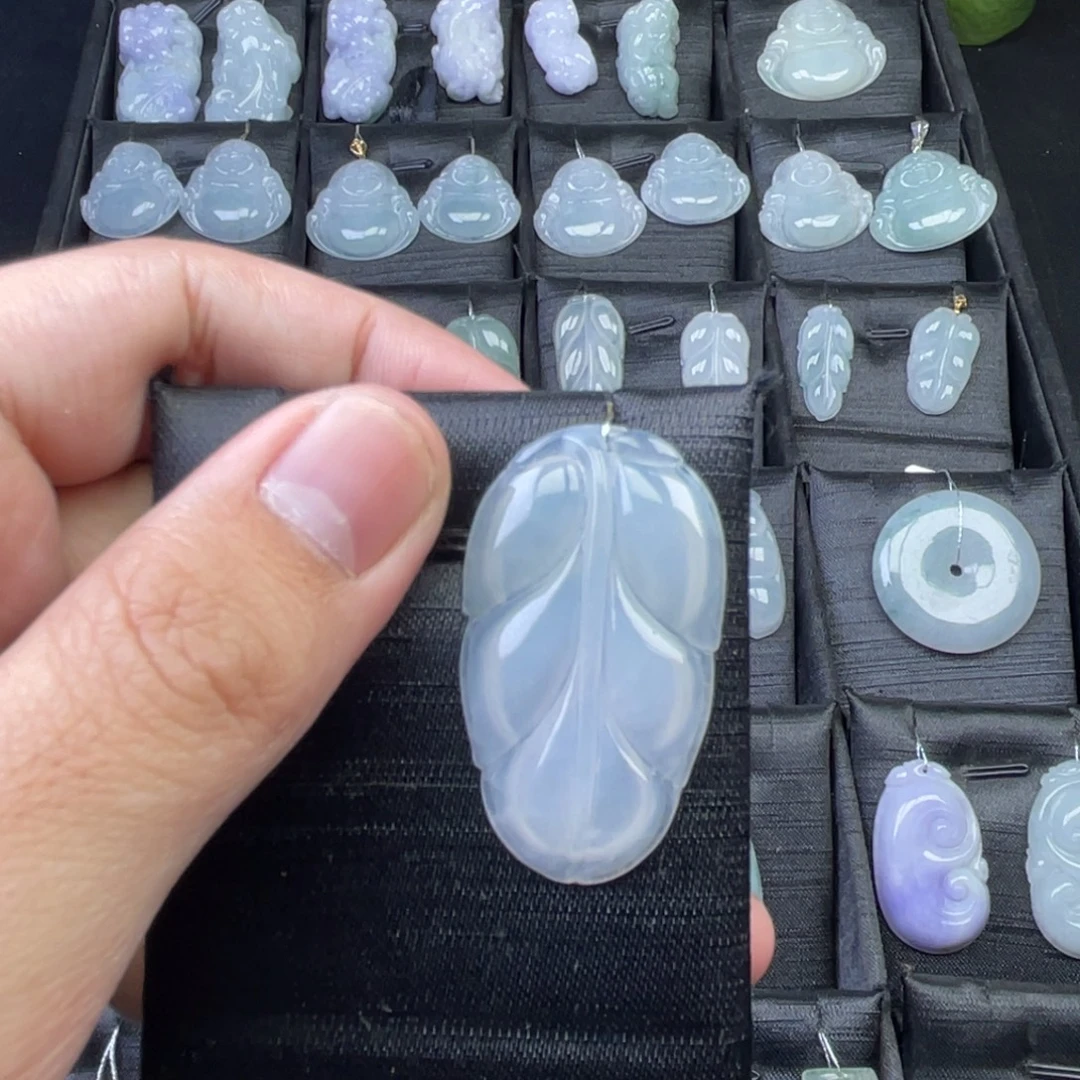 翡翠未镶嵌颈饰5433