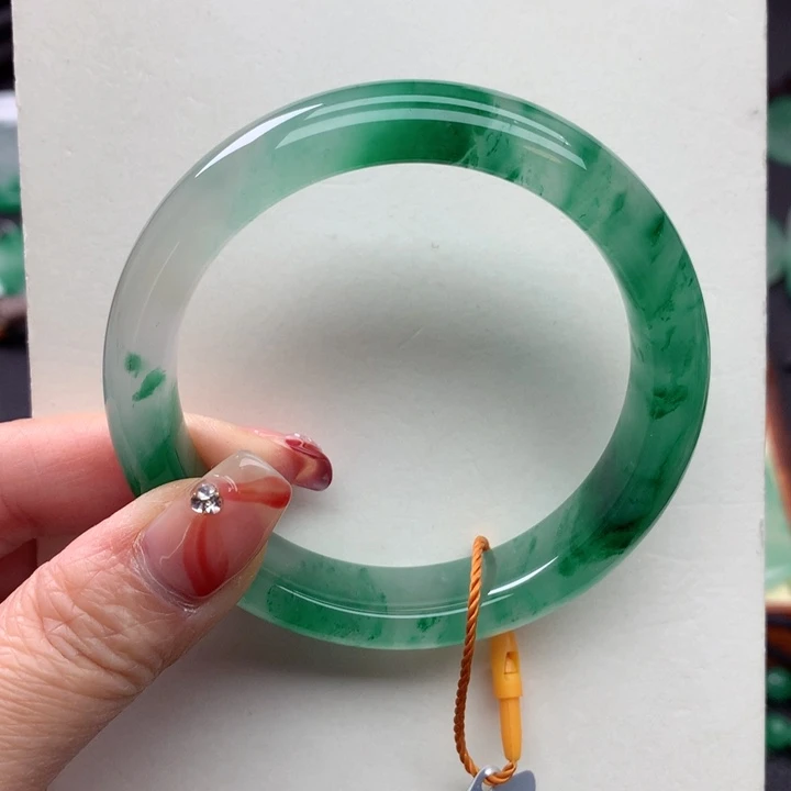 石英质玉手镯未镶嵌恒**门