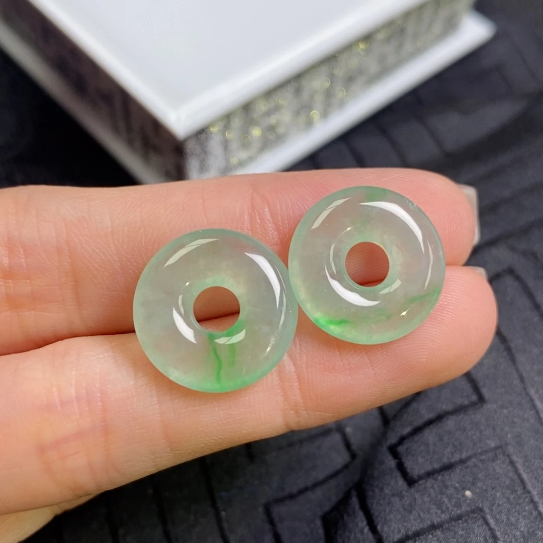 翡翠未镶嵌耳饰飘金丝绿甜甜圈