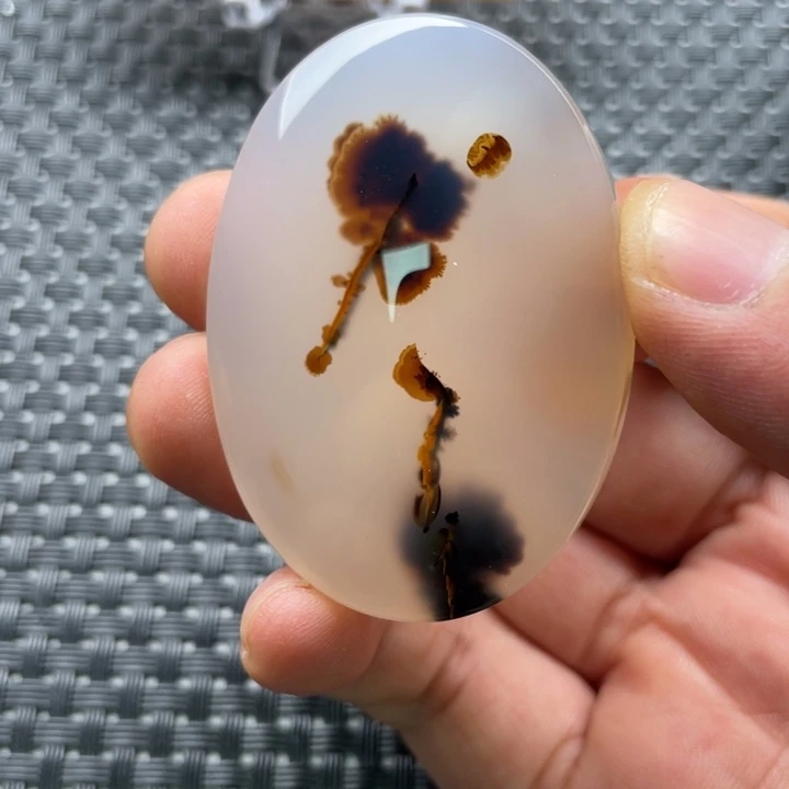 6***6玛瑙/玉髓未镶嵌颈饰