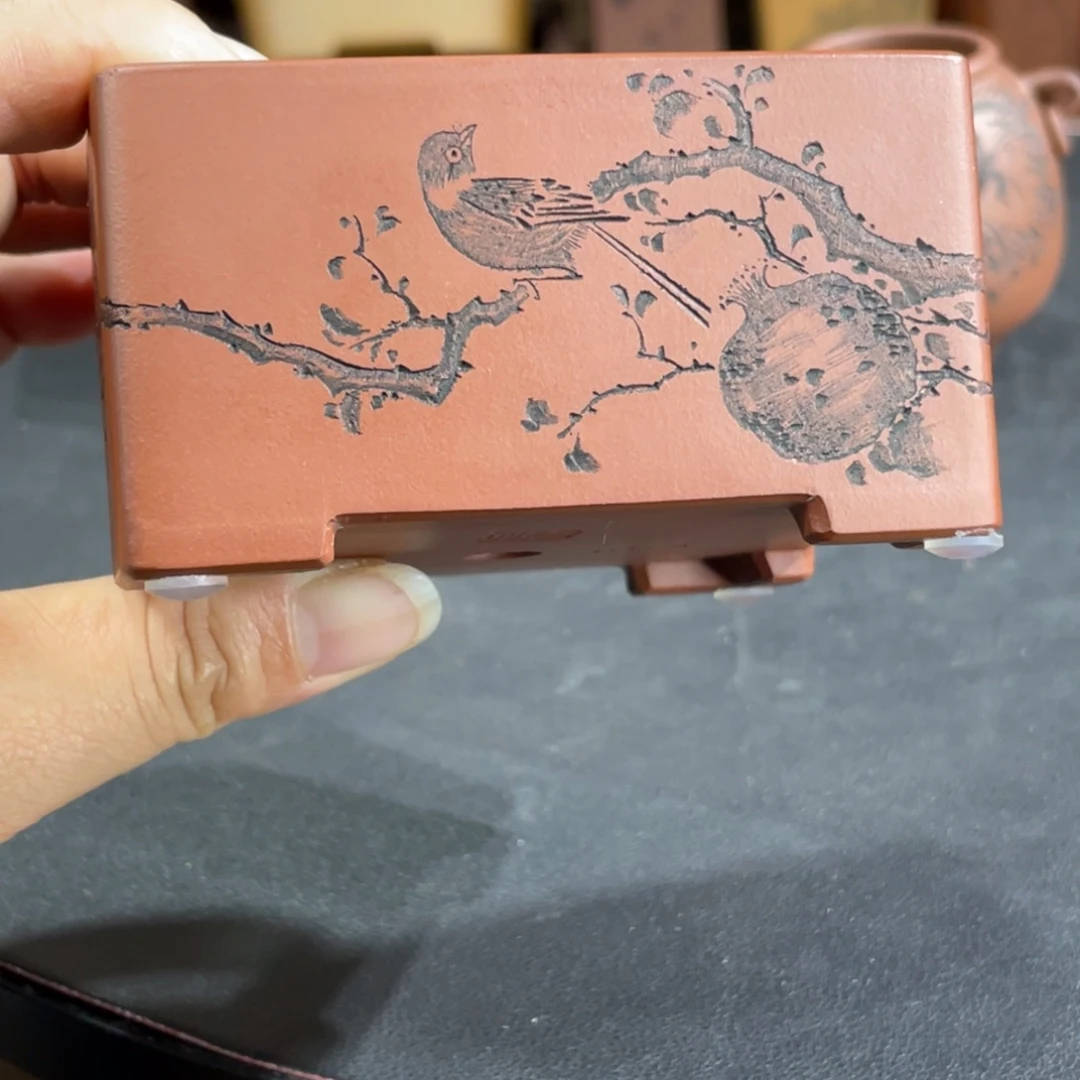 紫砂花盆紫砂花盆在这里