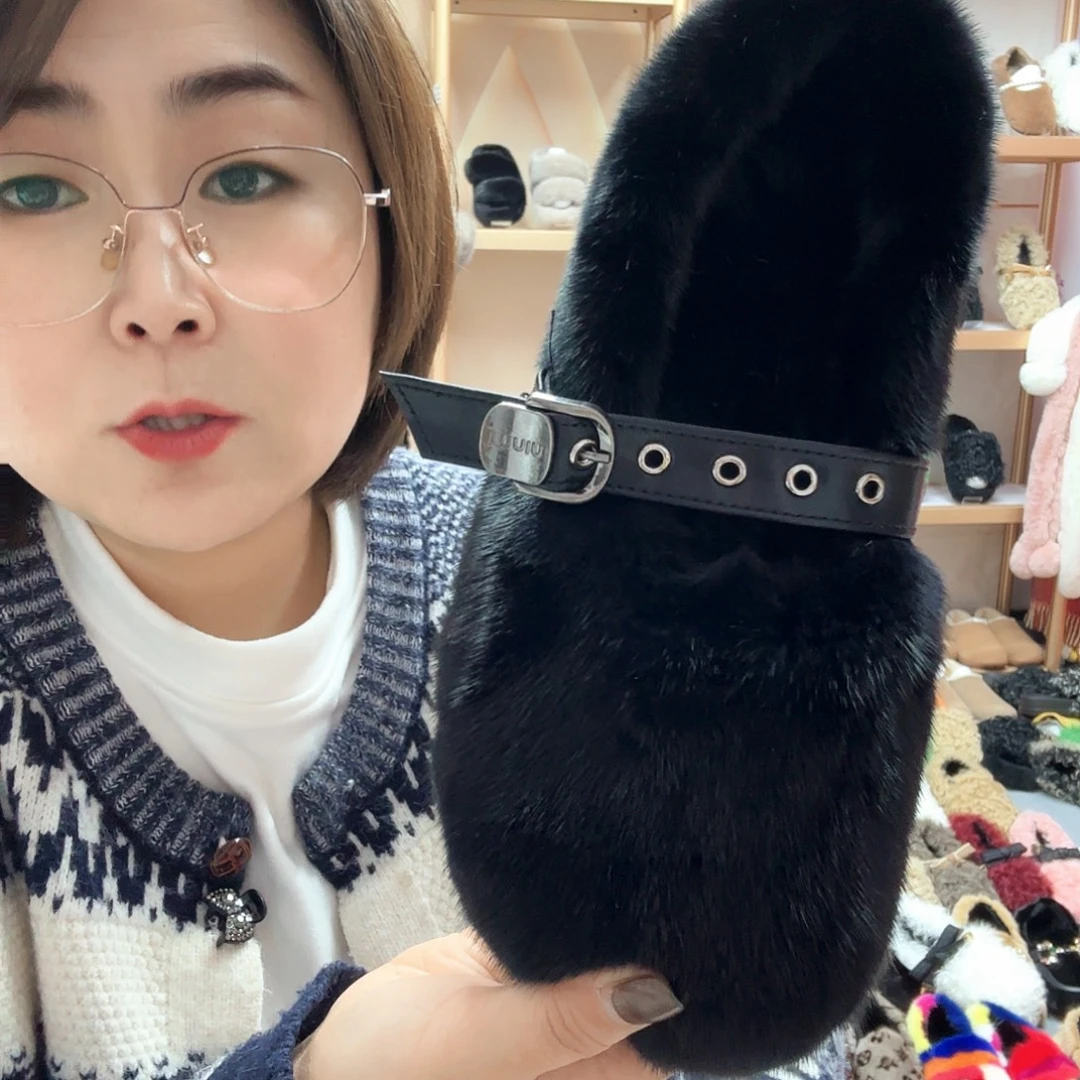 套趾款黑色貂毛36码