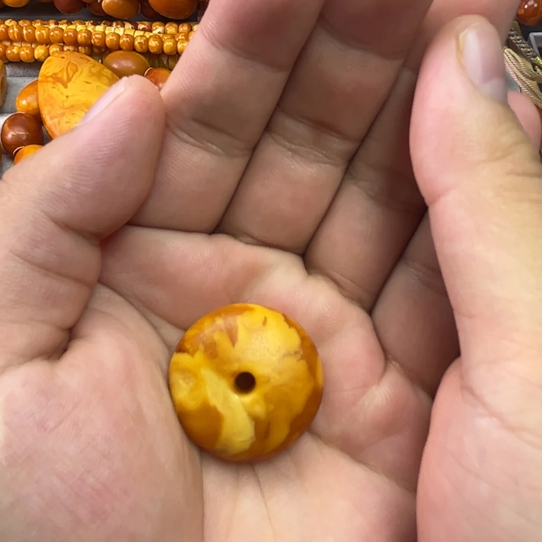 蜜蜡吊坠(不含链)未镶嵌