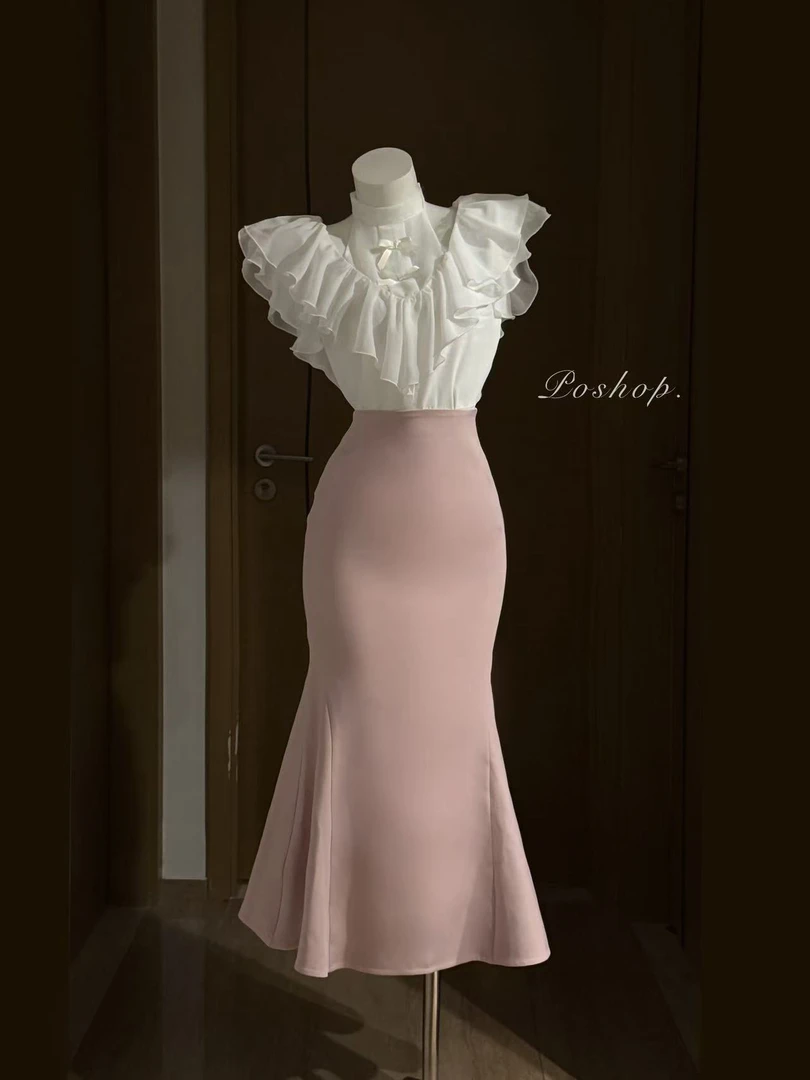 微瑕款东方轻仓 清楚系鱼尾裙 短裤 小香风飞袖上衣