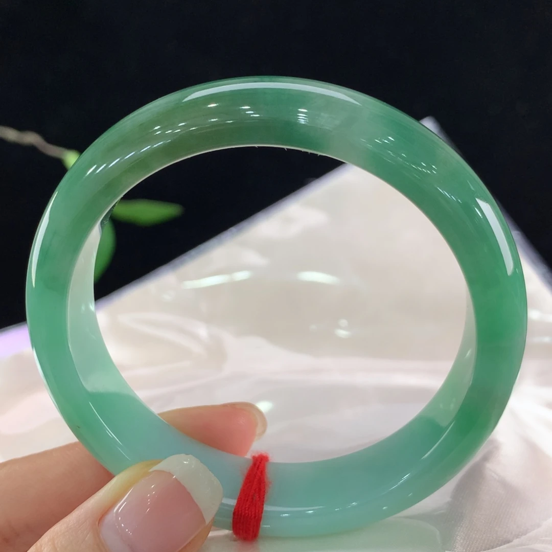 翡翠手镯未镶嵌111-6646