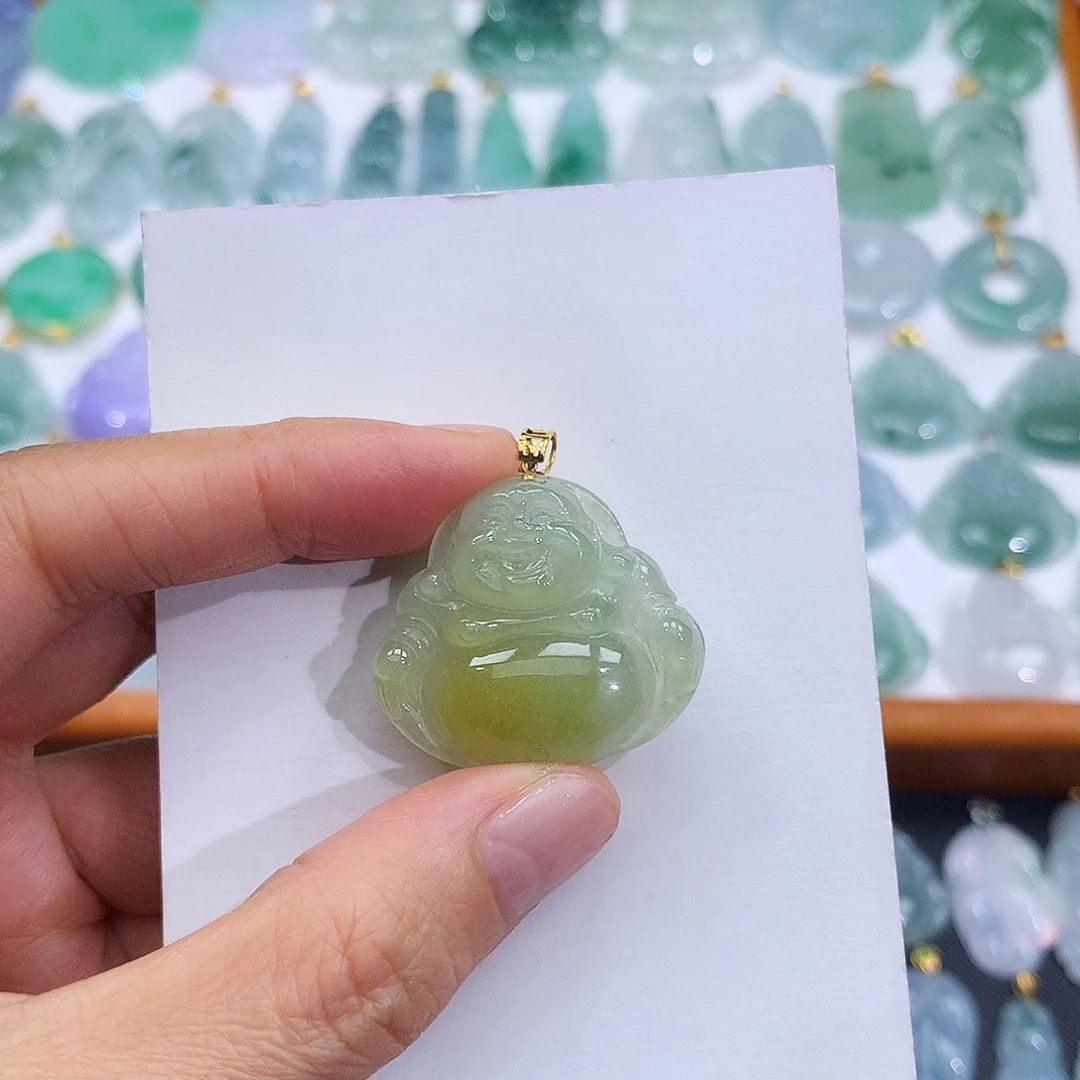 广***哥翡翠18K金镶嵌颈饰翡翠吊坠