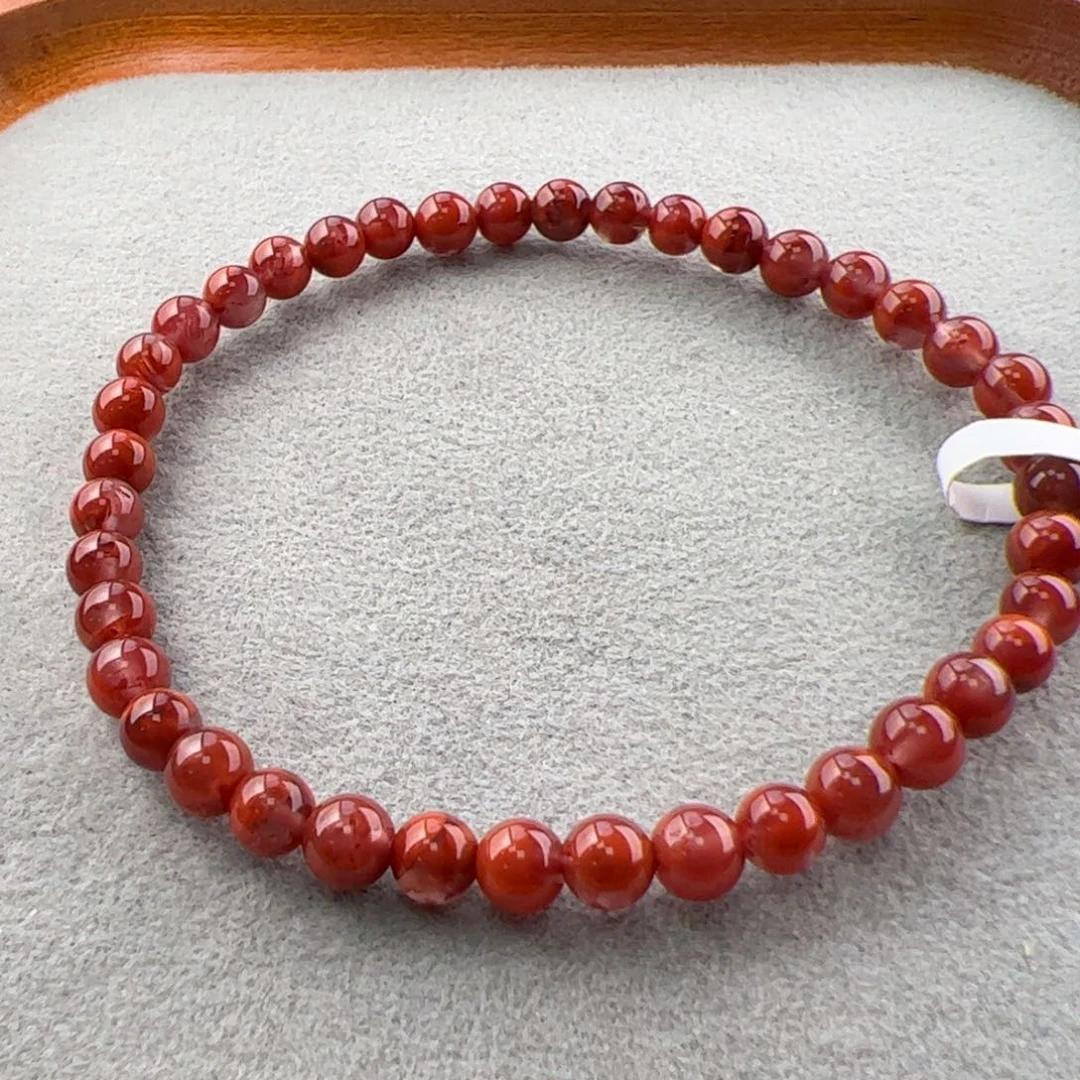 南红玛瑙透牛血火焰手串4+未镶嵌