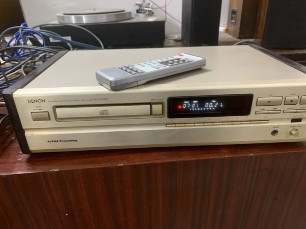 9新 Denon/天龙 二手天龙1510G纯CD机，带摇控器，不包邮