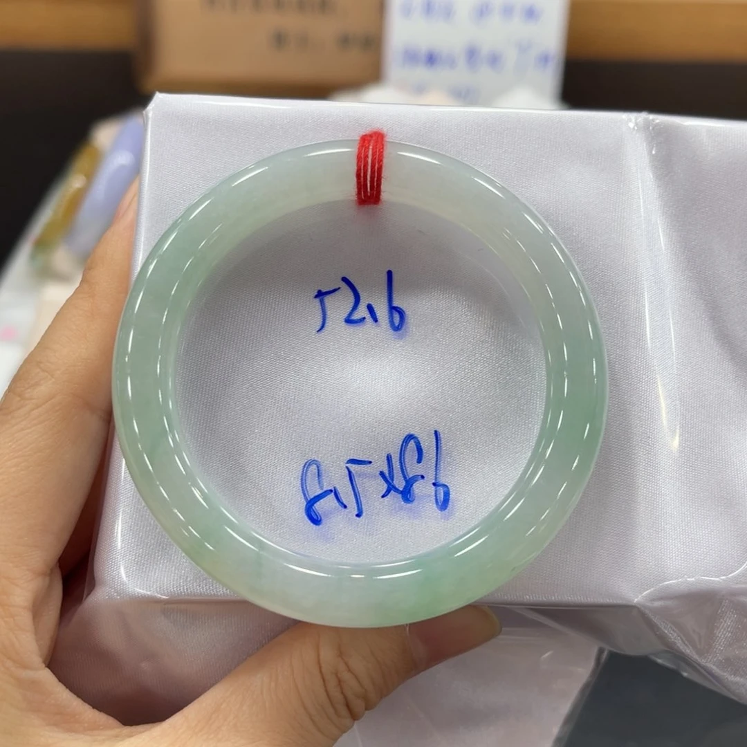未镶嵌手镯翡翠翡翠