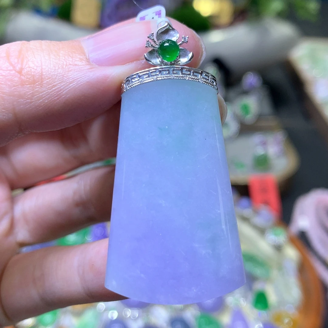 【闪购商品】翡翠颈饰18K金镶嵌翡翠吊坠项链