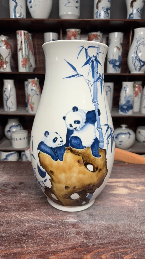 手工手绘青花瓷高度43 宽度24