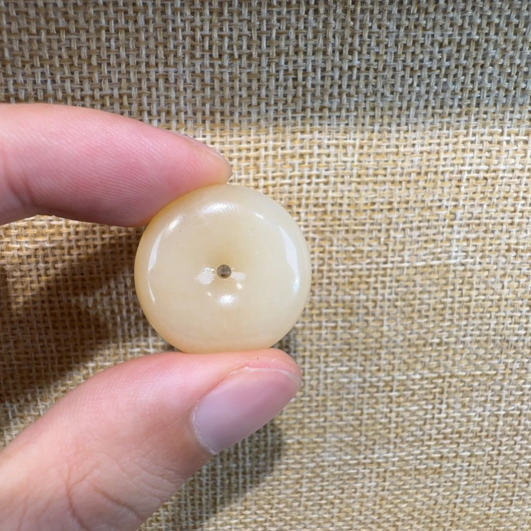 和田玉（糖玉）未镶嵌吊坠(赠链)25糖扣