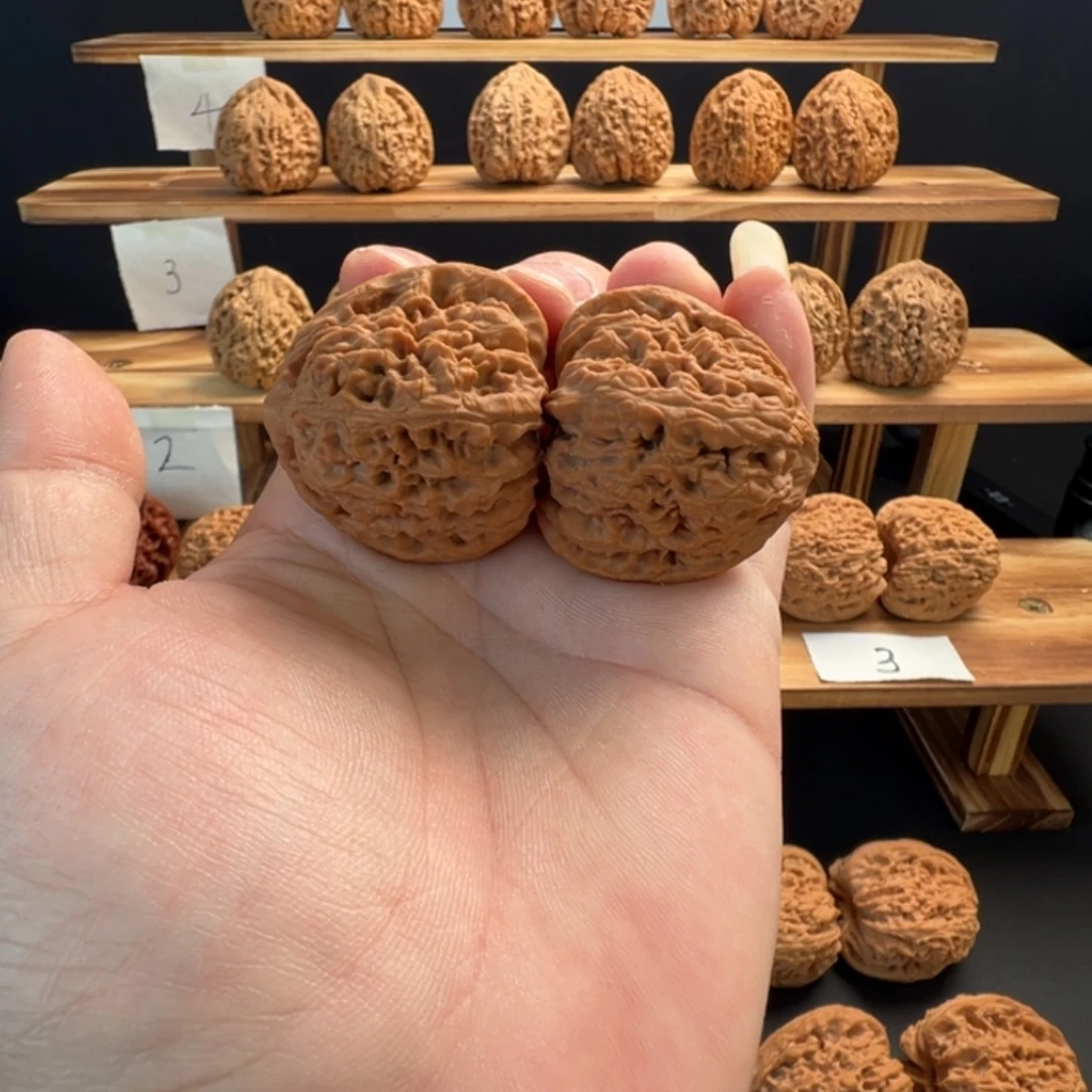 霸***爷吊坠桃核南疆石拉丝纹尺寸39打底不退不换