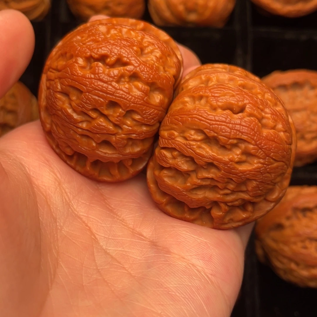 秦岭野生文玩核桃