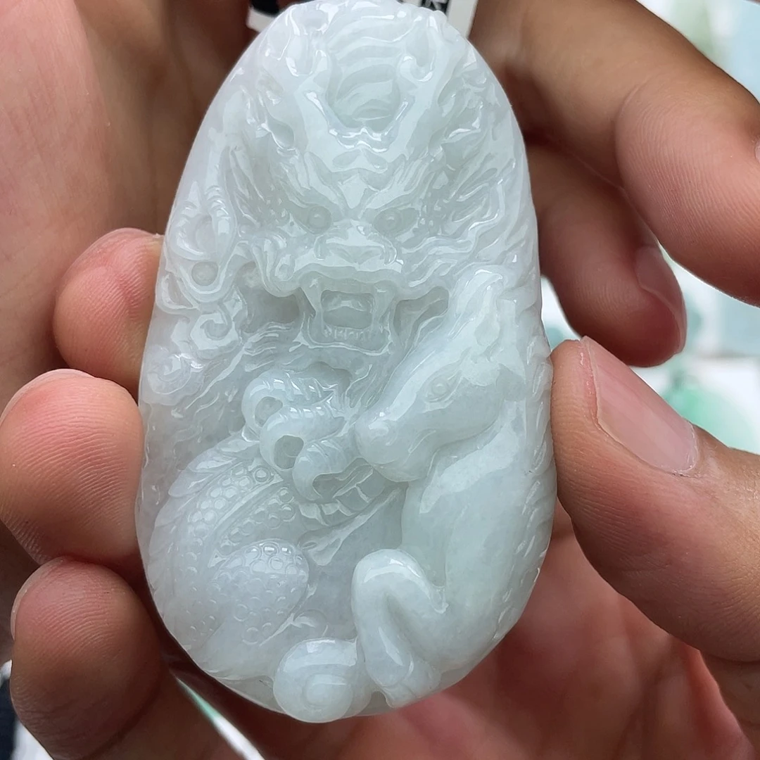 翡翠未镶嵌颈饰独**者翡翠