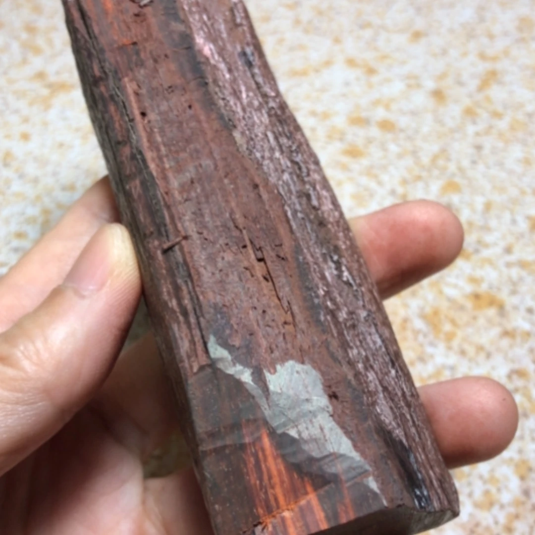 【闪购商品】檀香紫檀（小叶紫檀）F****e