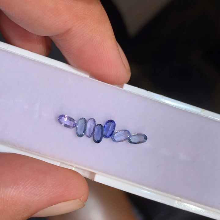 彩色蓝宝石裸石裸石7粒