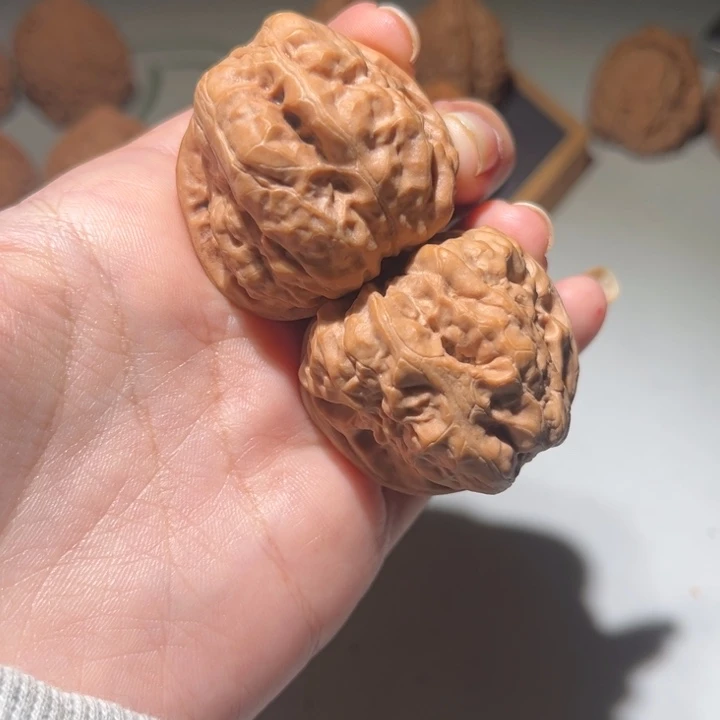 文玩核桃吊坠蛤蟆头
