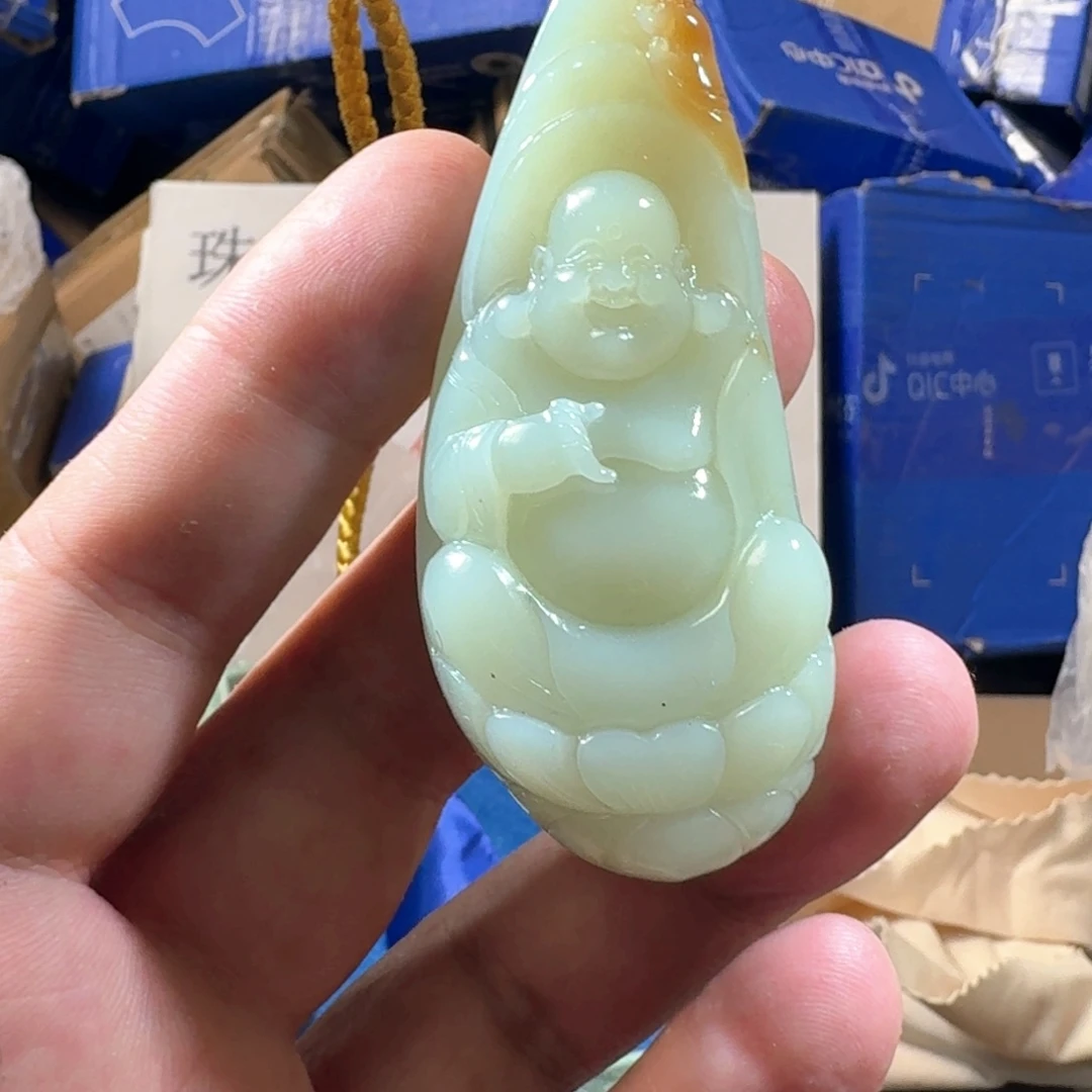 和田玉（糖玉）未镶嵌颈饰