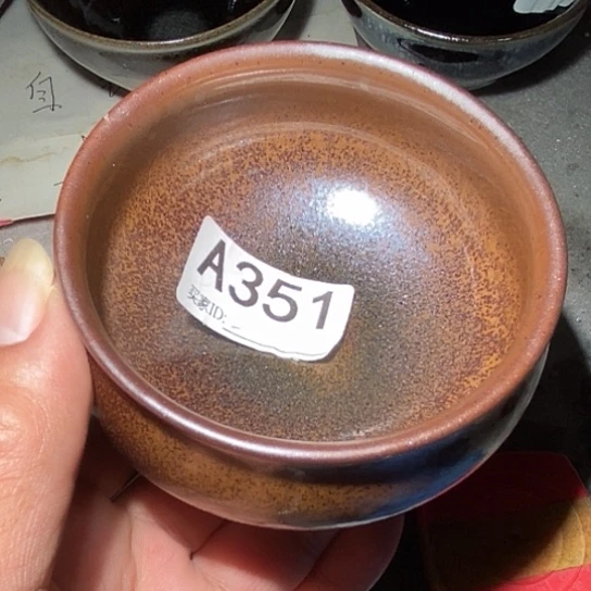 茶盏是的……一样都没有什么