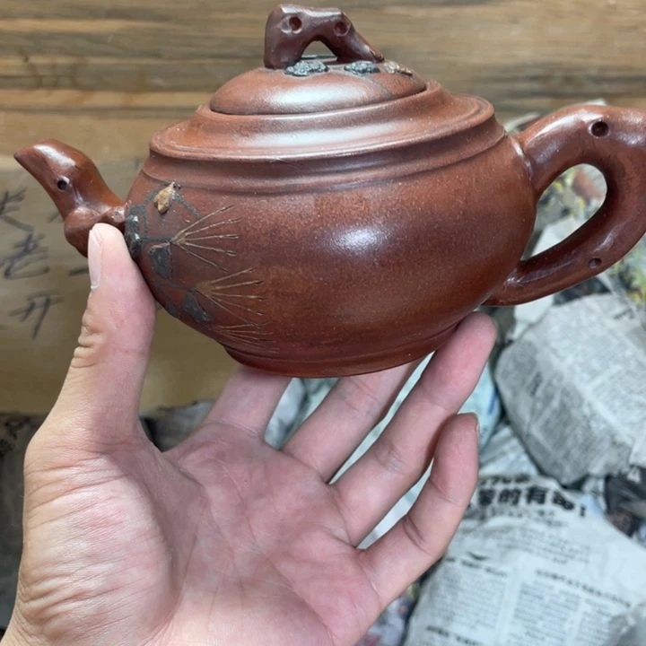 茶壶紫砂老厂紫砂壶一件。