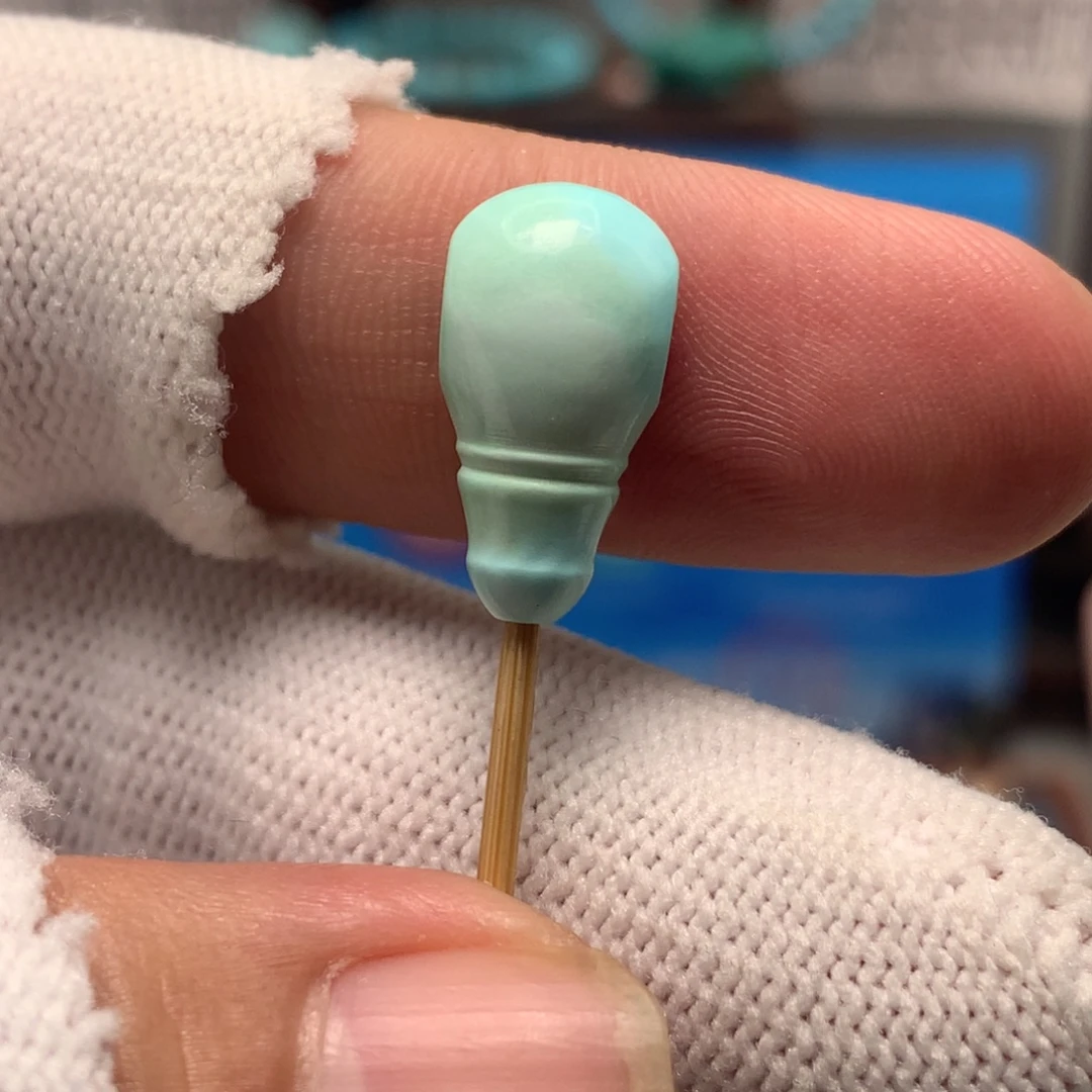 绿松石未镶嵌挂件