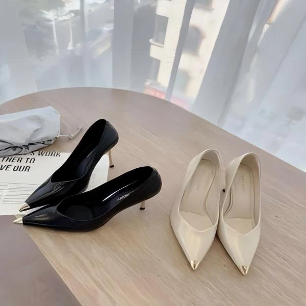 新款潮流时尚百搭单鞋#2021-301