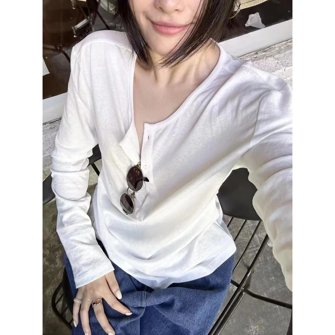 宝丫轻奢 T女式极简自然棉圆领纽扣松弛感T恤B9965