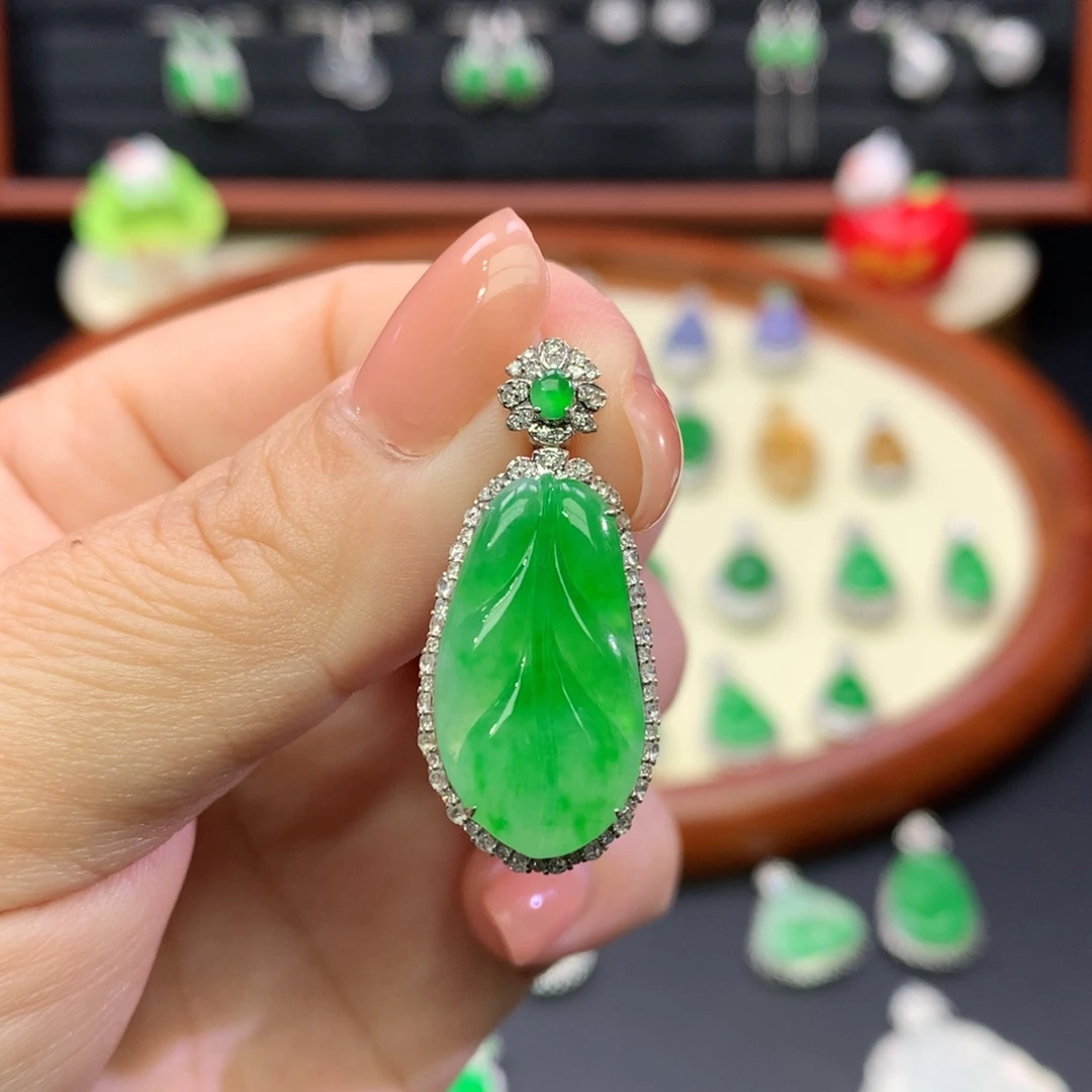 翡翠18K金镶嵌吊坠(不含链)