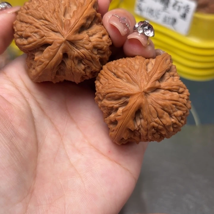 文玩核桃吊坠46-33577-02