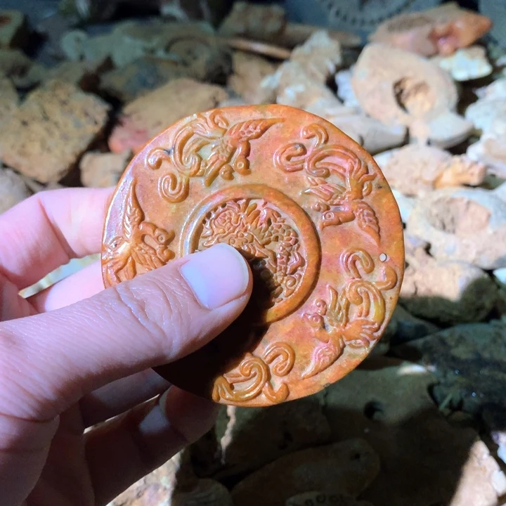 和田玉未镶嵌挂件