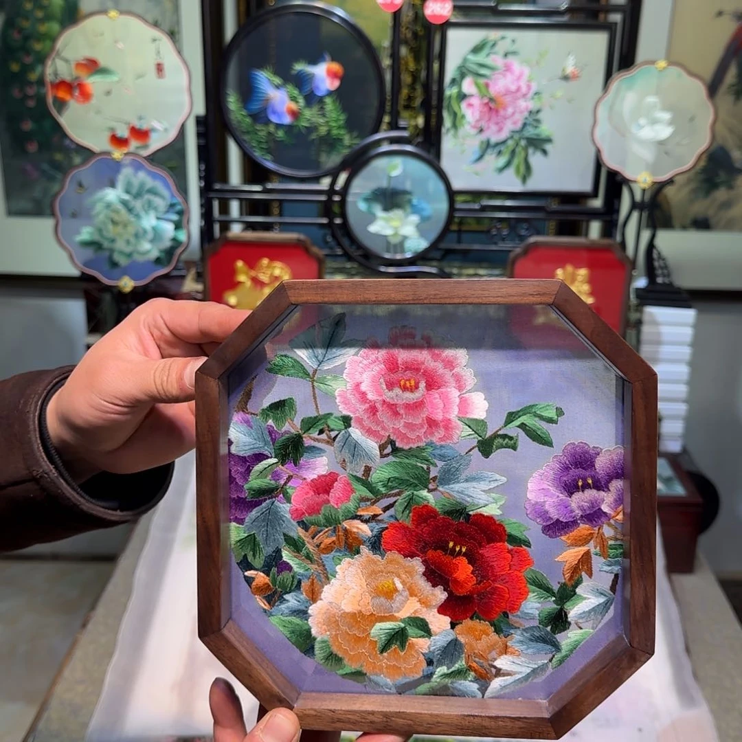 刺绣刺绣工艺精湛