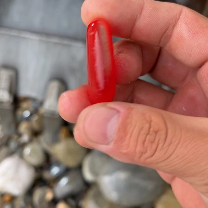 未镶嵌石英质玉车挂