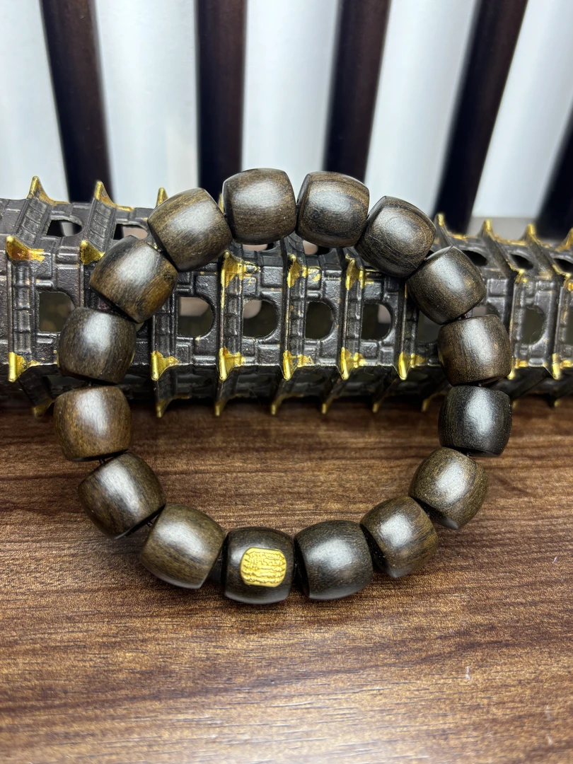 增香沉香木【极客小店】cx手串带金标