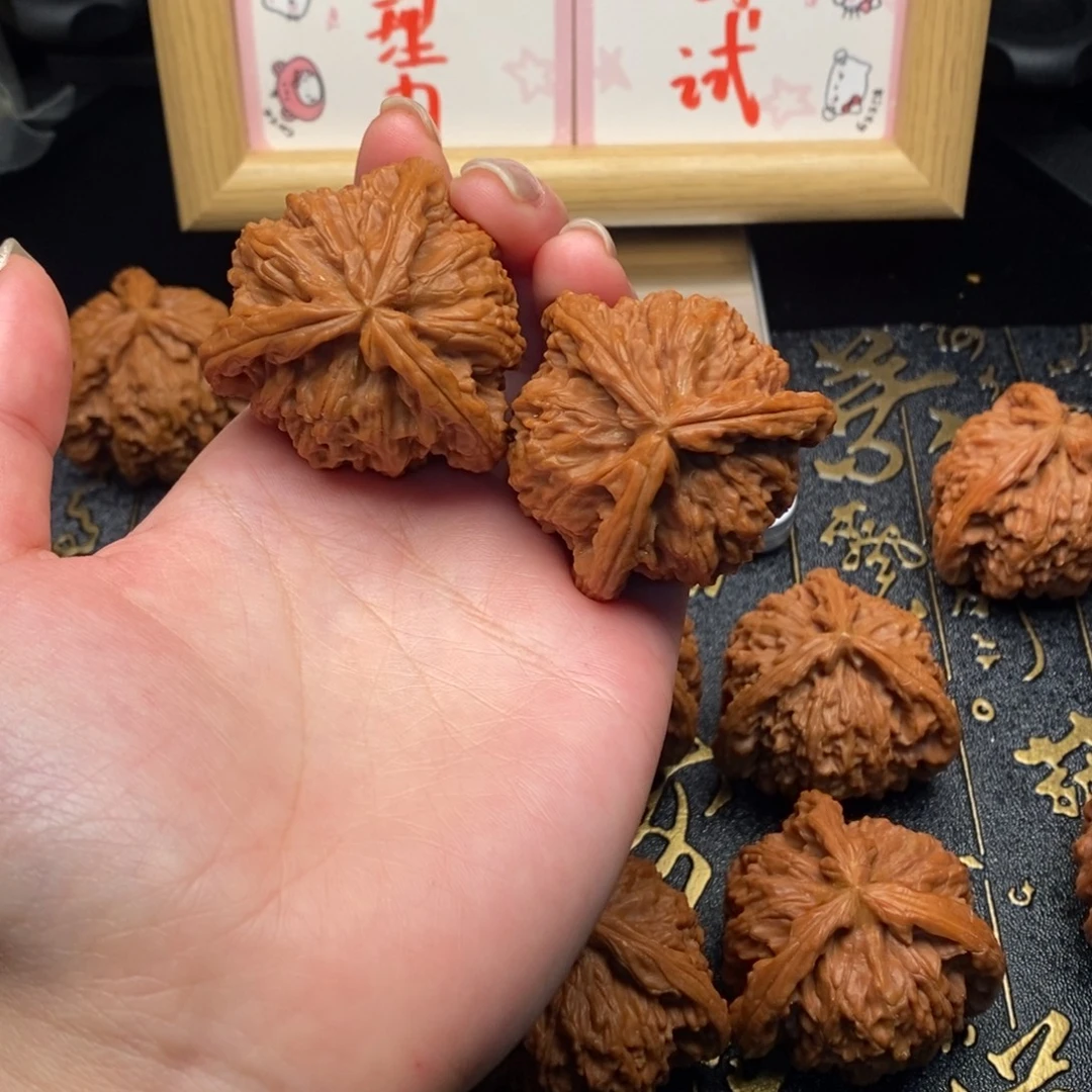 菜***军文玩核桃吊坠白狮11111111111