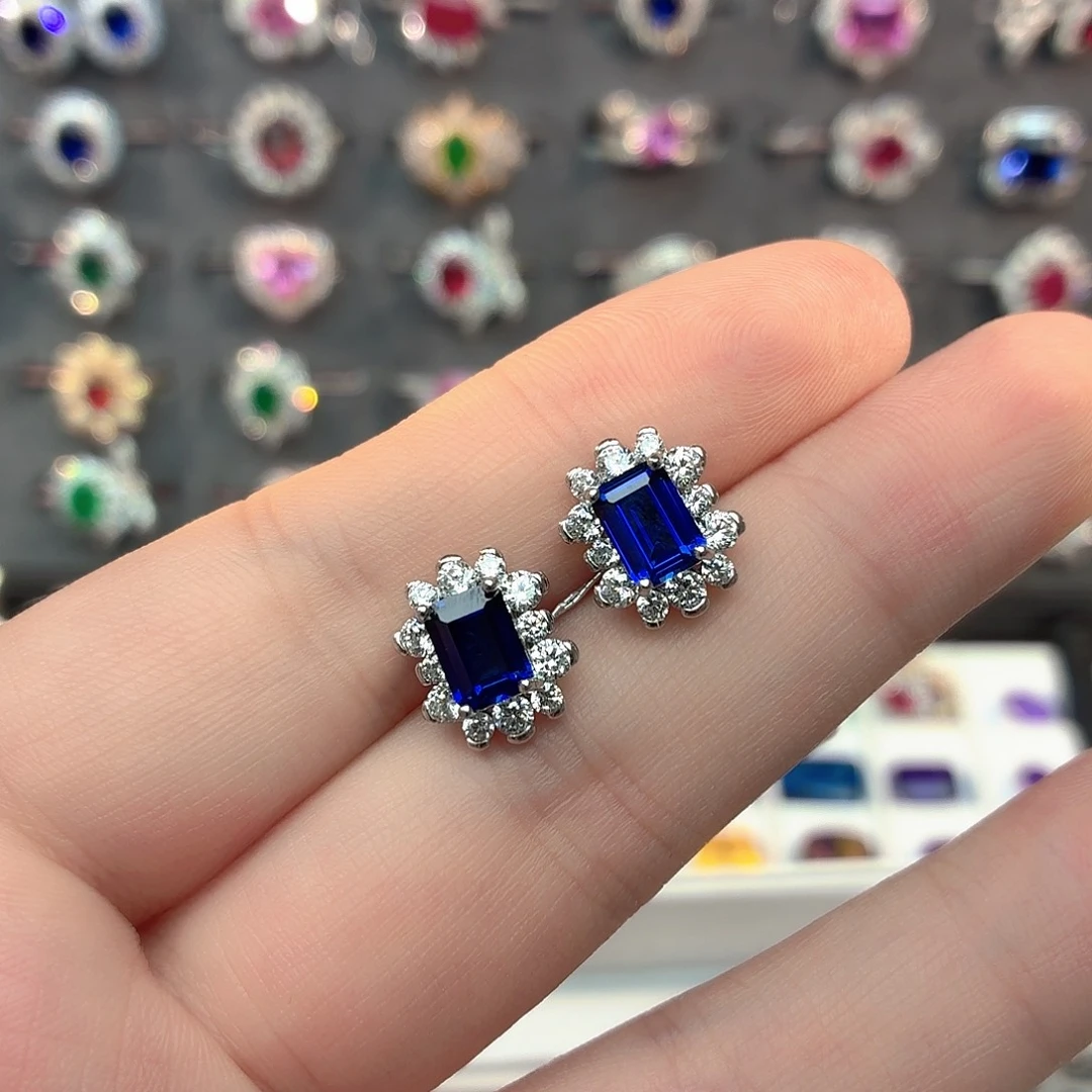 925银培育皇家蓝色宝石