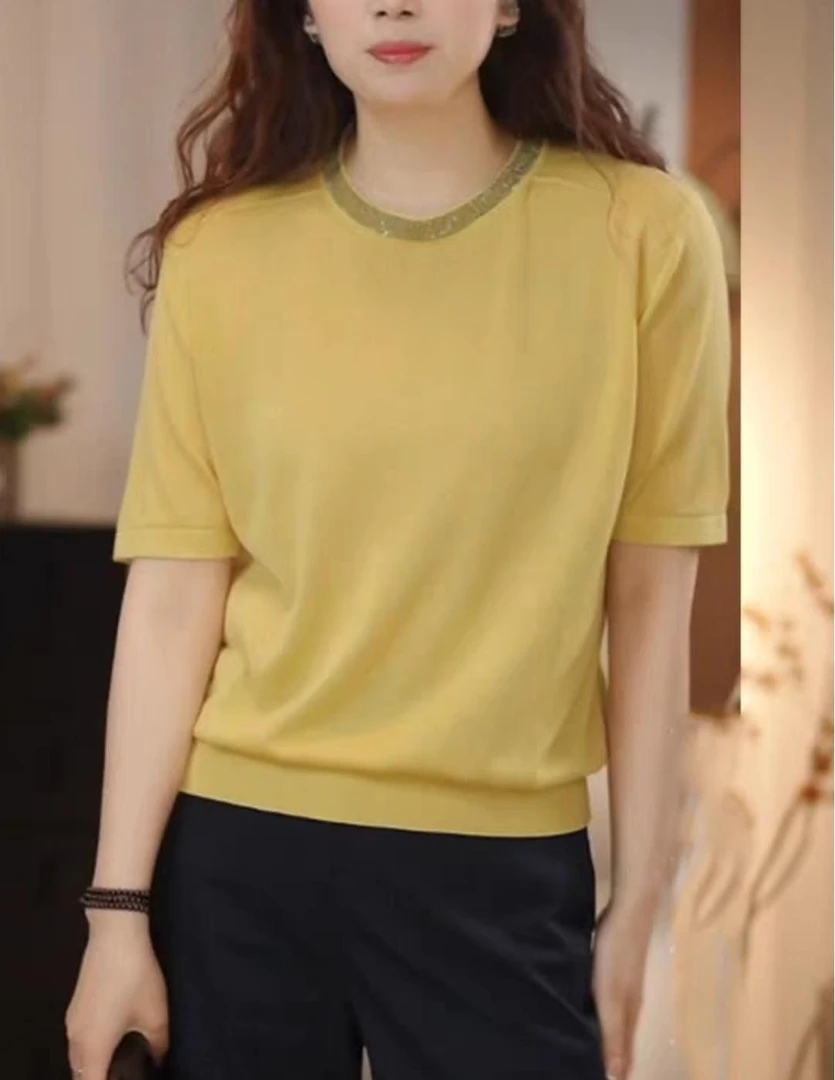 轻奢感！莱赛尔天丝 精致圆领镶钻针织短袖上衣