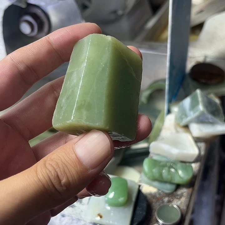 未镶嵌和田玉珠宝半成品