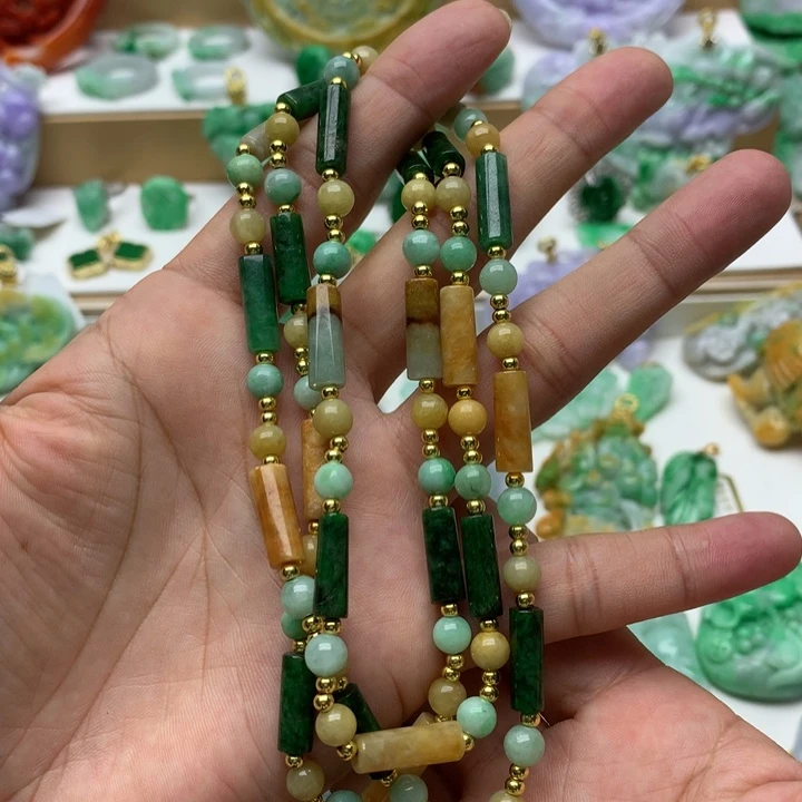 颈饰未镶嵌翡翠翡翠