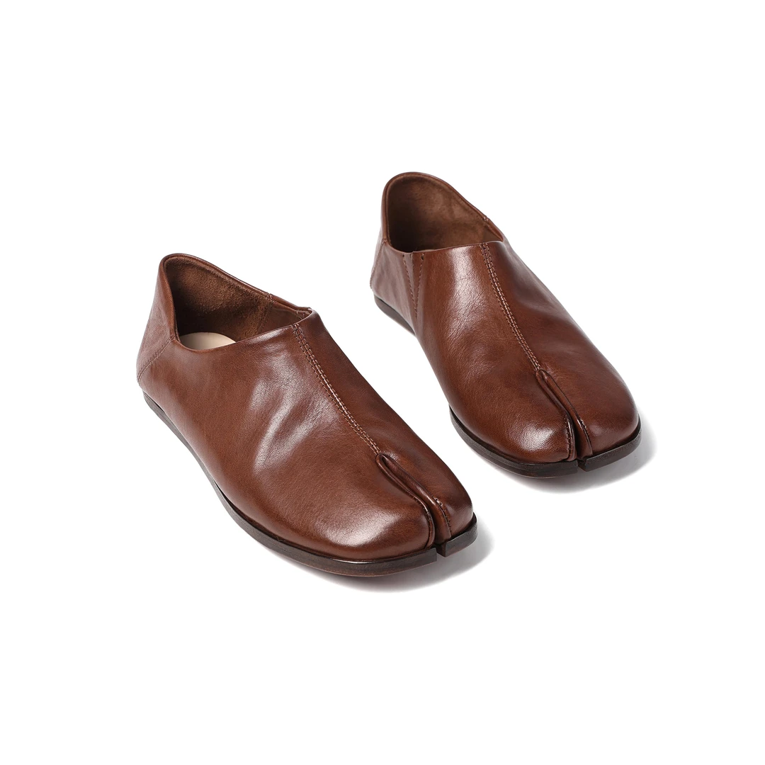 复古水洗马皮猪蹄分趾平跟懒人一脚蹬深口舒适包头单鞋女鞋时尚